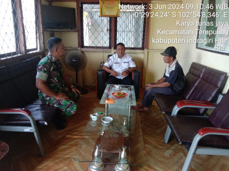 Komsos Babinsa Koramil 03/Tpl Bersama Perangkat Desa Tingkatkan Kerjasama di Wilayah Binaan