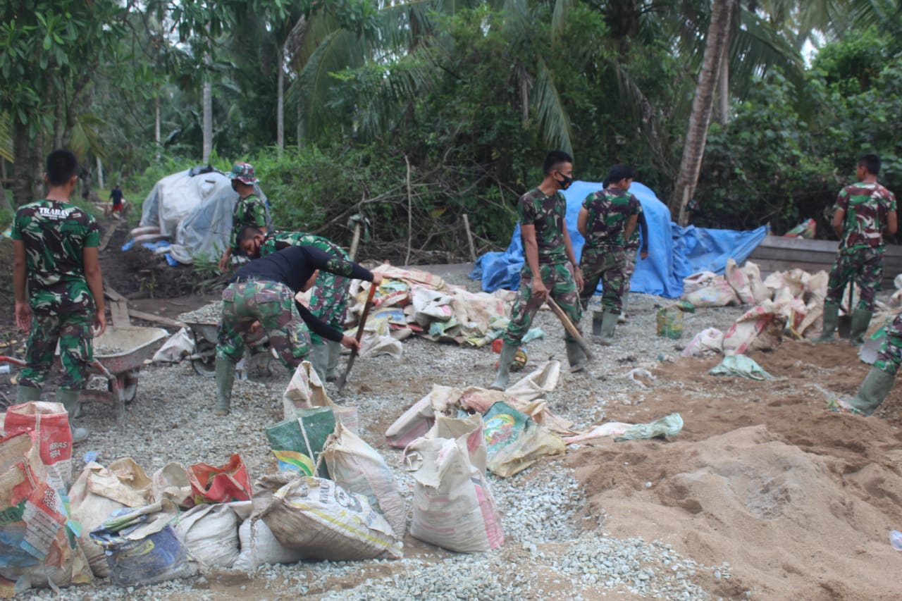 Pekerjaan Sasaran Jalan Yakup II Terus Digesa Satgas TMMD ke-111 Kodim 0314/Inhil