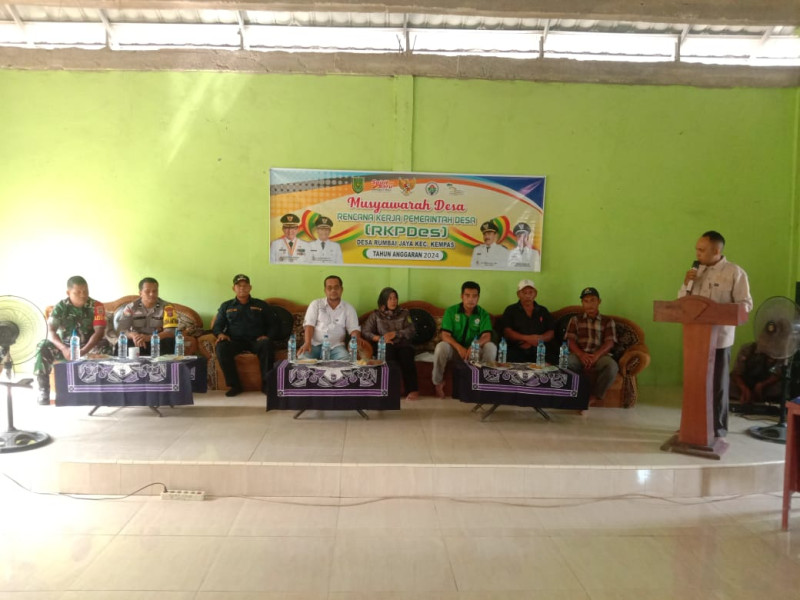 Sertu Mardia Babinsa 03/Tpl Hadiri Musdes Rencana Kerja Pemerintah (RKP) Desa Tahun 2024