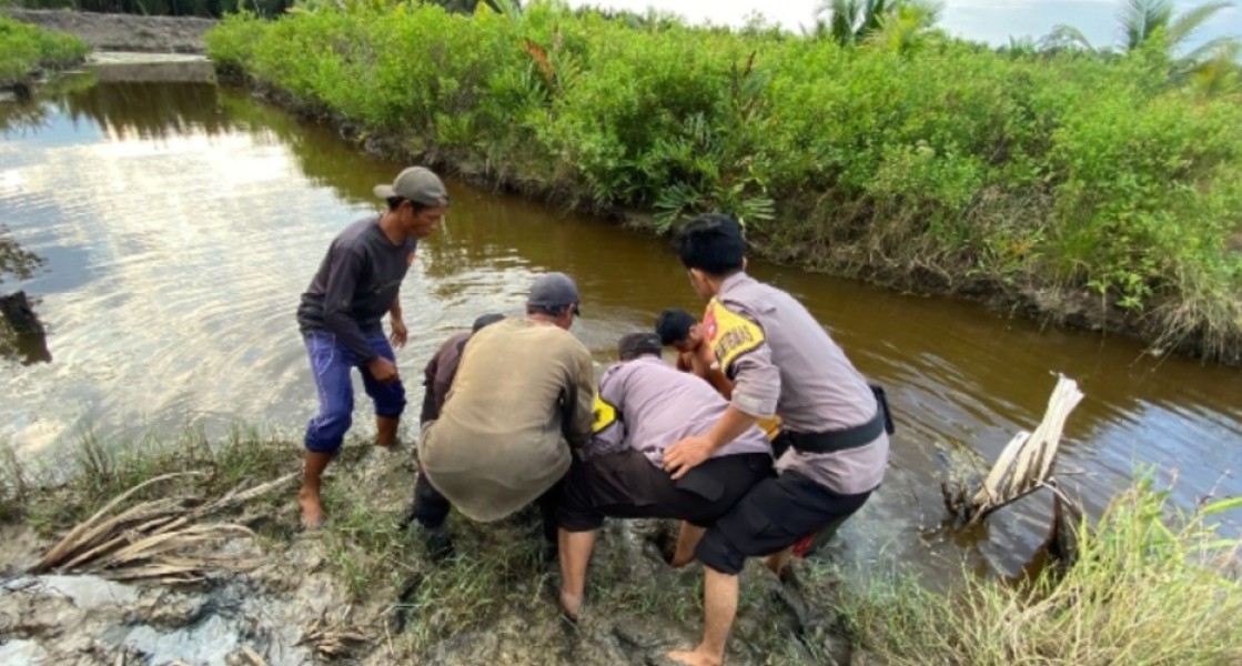 Nelayan di Inhil Meninggal Dunia saat Menjaring, Diduga Akibat Penyakit Ayan