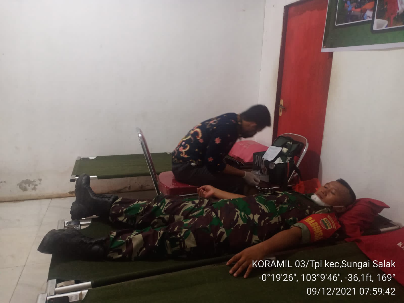 Babinsa 03/Tempuling Ikuti Bakti Sosial Donor Darah Dalam Rangka Hari Juang TNI AD