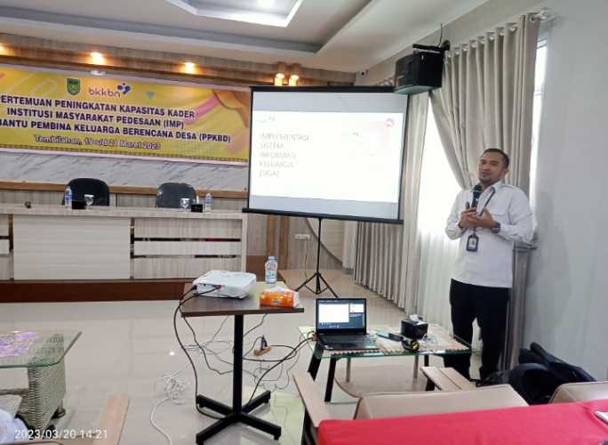 DP2KBP3A Inhil Melaksanakan Peningkatan Kapasitas Kader IMP Bagi PPKBD