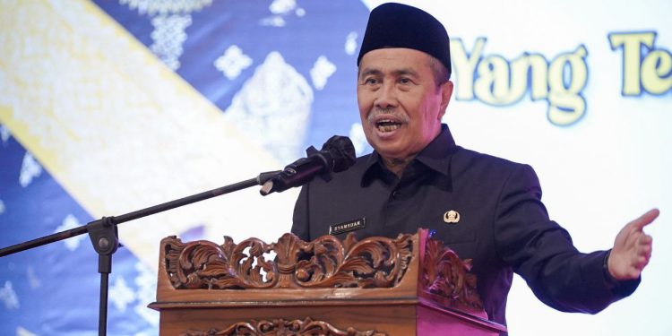 Pusat Akan Kurangi Rute Penerbangan Internasional, Gubri Harap Itu Bukan di SSK II Pekanbaru