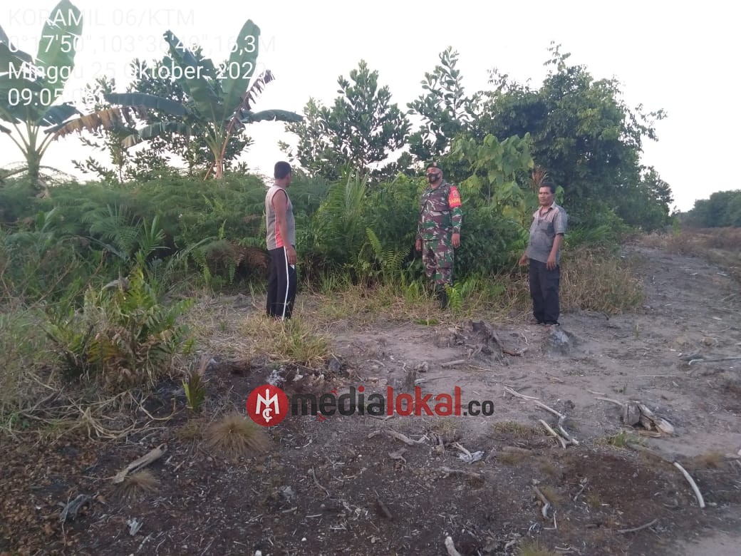 Kodim 0314/Inhil Melalui Babinsa Koramil 06/Kateman Lakukan Gelar Patroli Karhutla