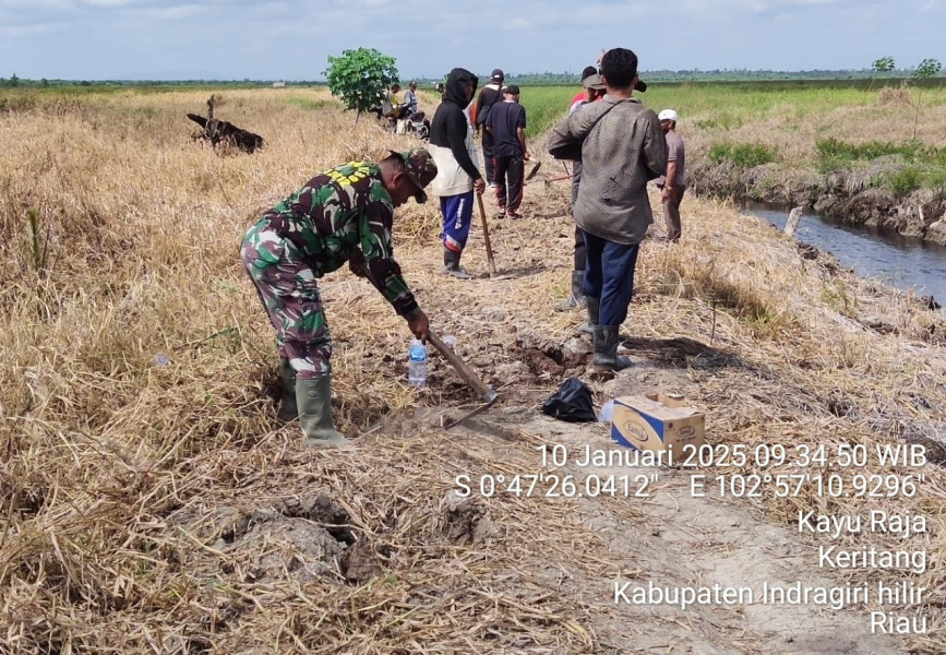Kegiatan Goro Babinsa Koramil 09/Kemuning, Meningkatkan Kekompakan Masyarakat Kota Baru