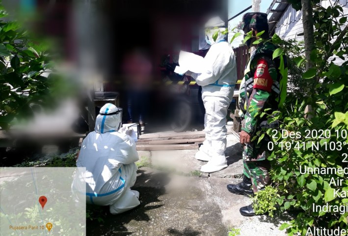 Anggota Koramil 06/Kateman Dampingi Tim Lacak Kontak Erat OTG Covid-19