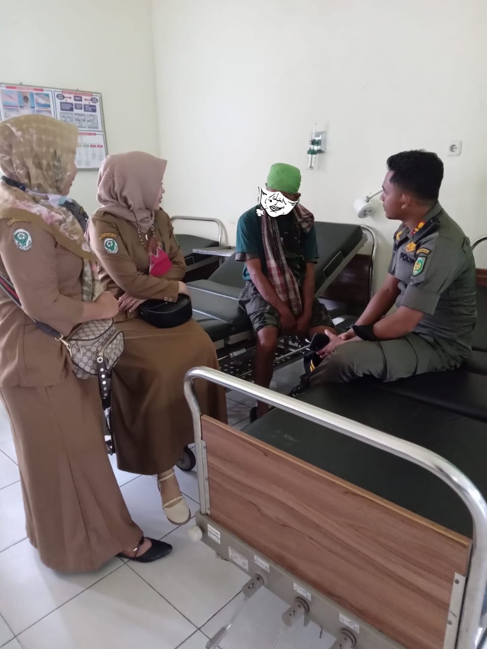 Bersama Satpol PP, Dinkes Inhil Evakuasi ODGJ di Seberang Tembilahan