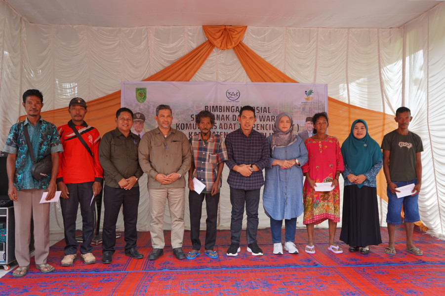 Kunjungan Kerja Pj Bupati Inhil ke Kecamatan Kemuning Silaturahmi dengan Masyarakat dan Suku Anak Dalam