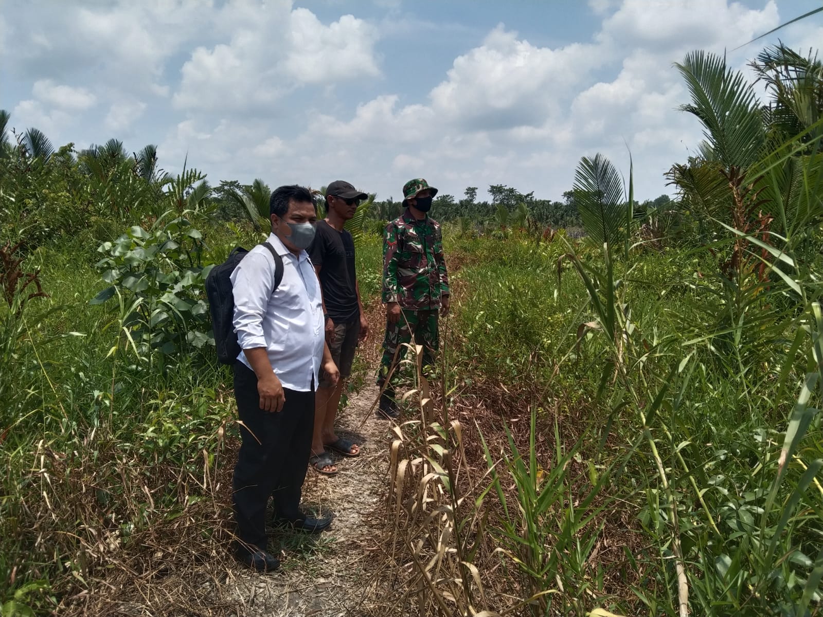 Koramil 04/Kuindra Kembali Melaksanakan Patroli dan Sosialisasi Bahaya Karhutla di Sapat