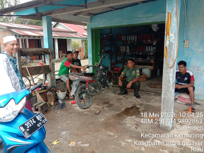 Tingkatkan Keamanan dan Kekompakan Oleh Babinsa Koramil 09/Kemuning