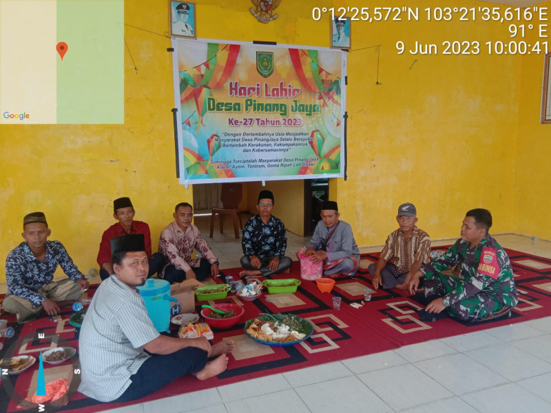 Danramil 10/Pelangiran Hadiri Acara Syukuran Harlades di Desa Pinang Jaya