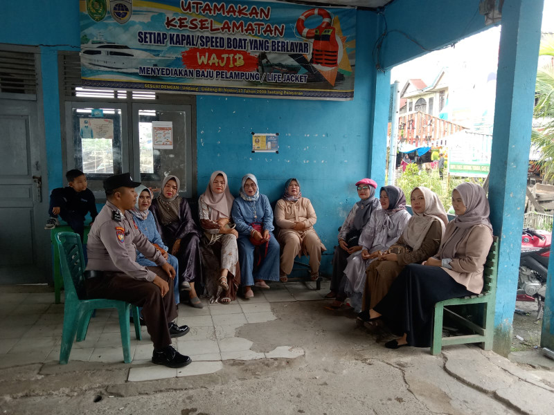 Sampaikan Pesan Kamtibmas Bersama Personil Polsek Gaung Aipda Rici Ronaldy di Binaan