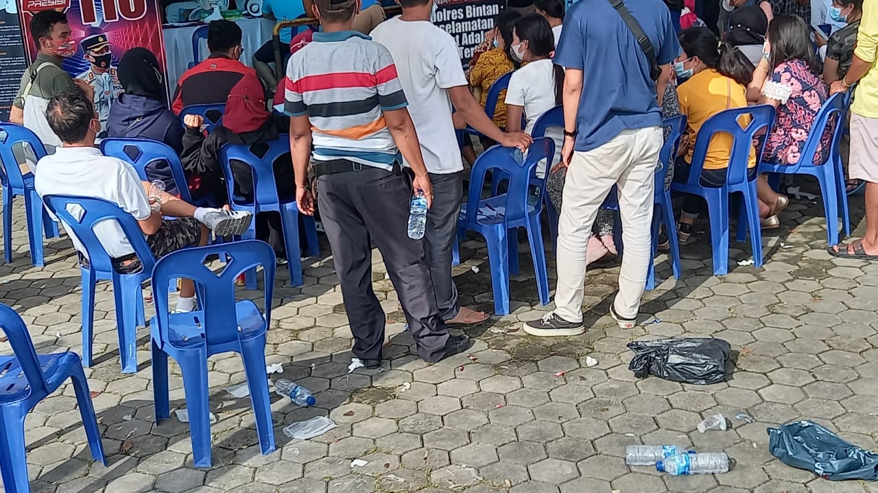 Antre Pelayanan GeNose Sebabkan Kerumunan Calon Penumpang di Pelabuahan Roro Tanjunguban