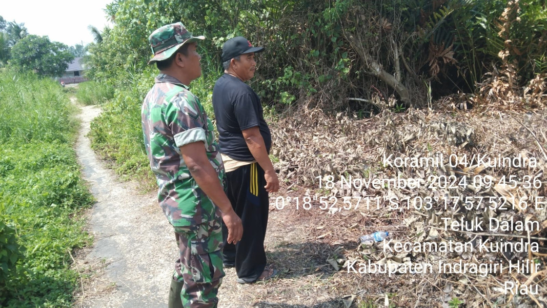 Antisipasi Kebakaran, Babinsa Koramil 04/Kuindra Giat Pantau Lahan dan Hutan Warga