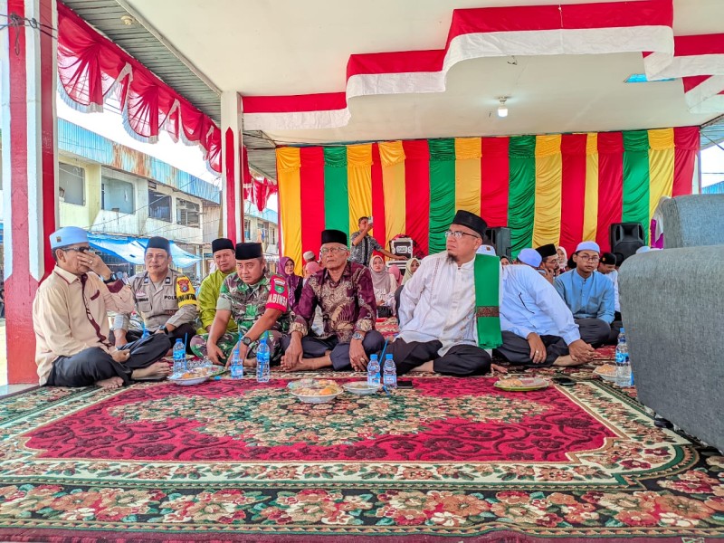 Dekatkan Diri Dengan Ulama dan Warga, Babinsa Koramil 05/Gas Sertu Guntur Hadiri Peringatan Maulid Nabi Muhammad SAW