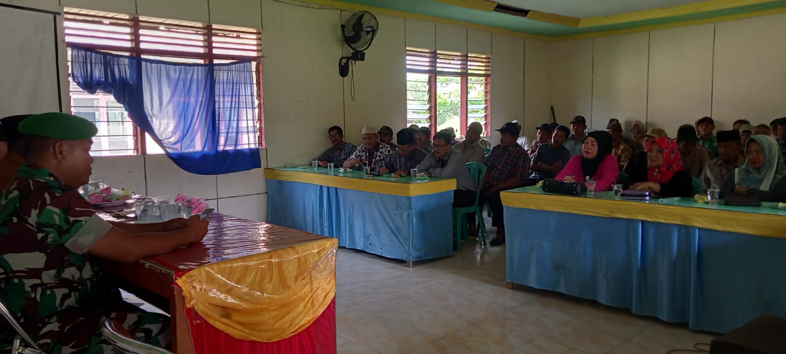 Danramil 07/Reteh Dampingi Rapat Koordinasi Bersama RT dan RW di Binaan
