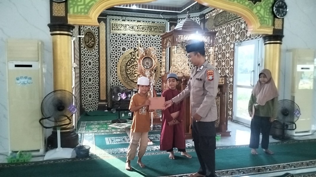 Semarak Ramadan, Polsek Enok laksanakan  Lomba Membaca Al-Quran Tingkat SD di Masjid Jami' At-Taqwa Enok