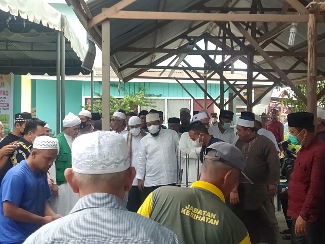 Walikota Tanjungbalai Letakkan Batu Pertama Mesjid Persaudaraan Islam Menara Lima