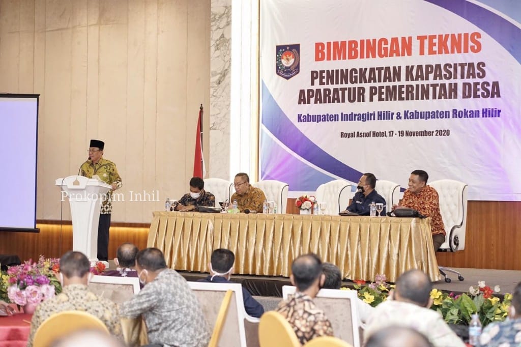 Bupati Inhil Buka Bimtek Peningkatan Kapasitas Aparatur Pemerintah Desa