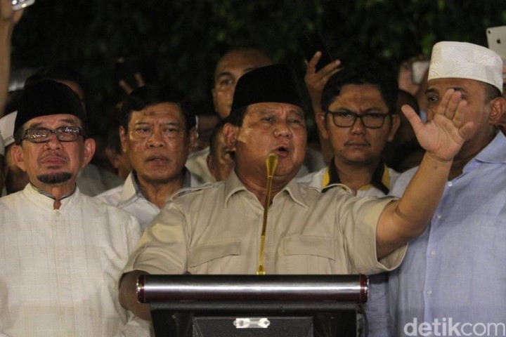 Klaim Menang 62% Prabowo, dari Mana Datanya?