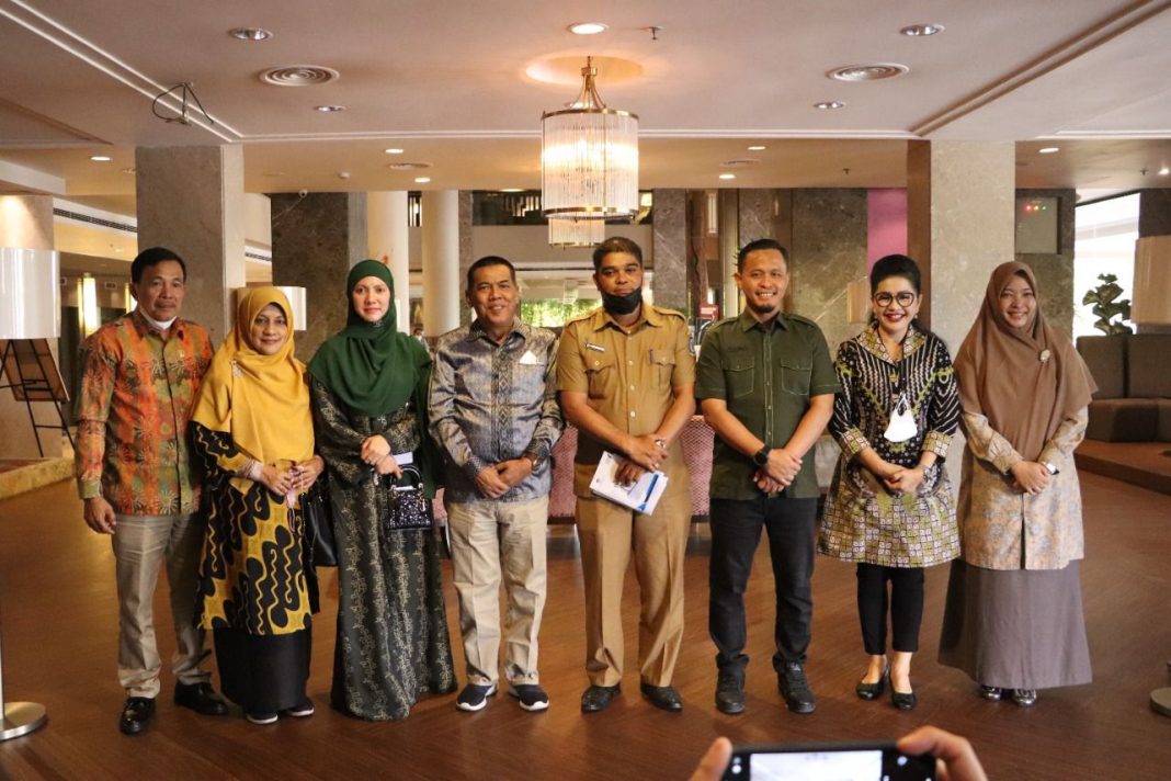 Komisi V DPRD Provinsi Riau Melakukan Kunjungan Observasi ke UPT Perpustakaan Muhammad Sani Provinsi