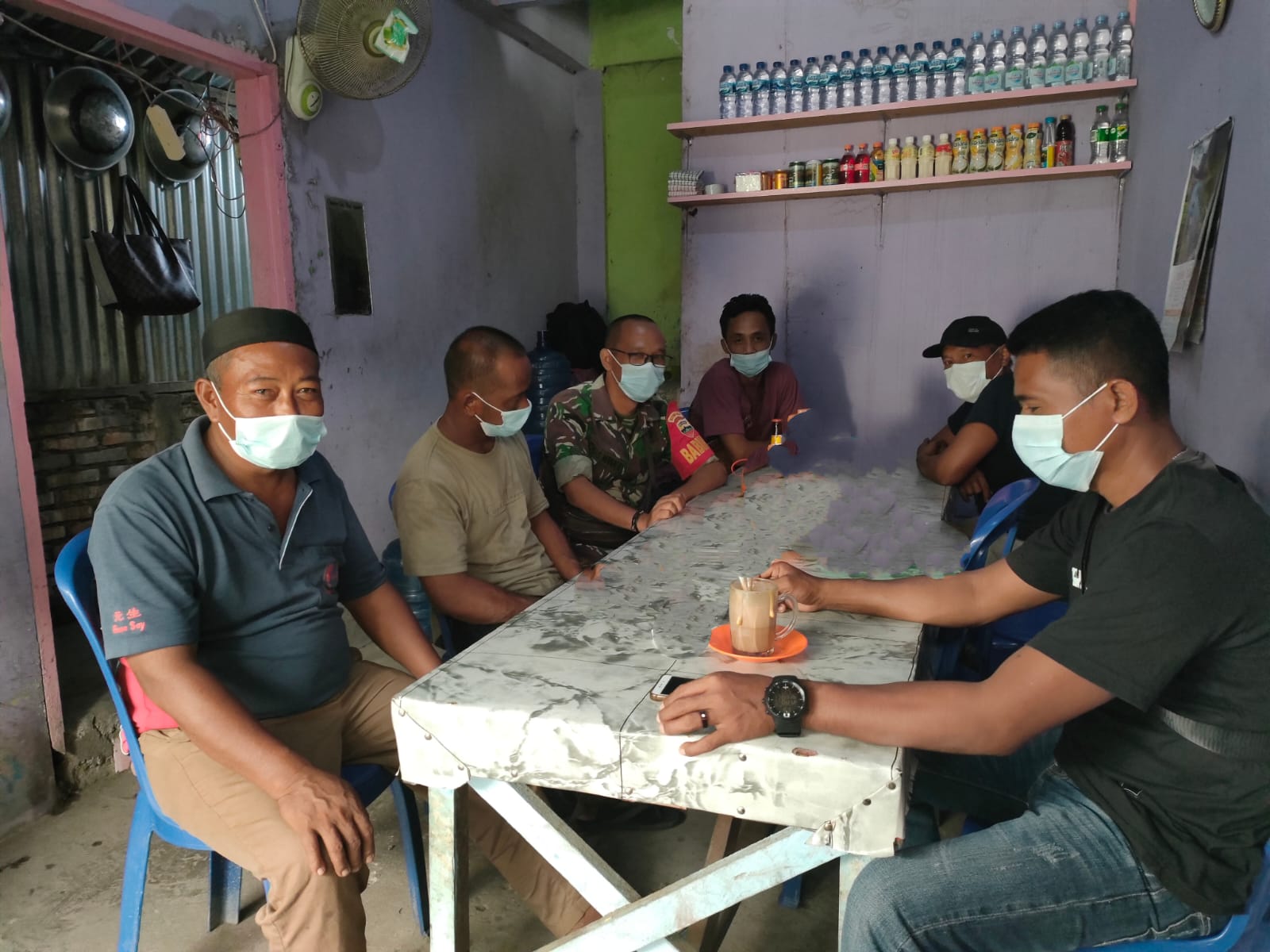 Demi Menjaga Kesehatan Generasi Muda, Serda Ichlas Manalu Lakukan Komsos