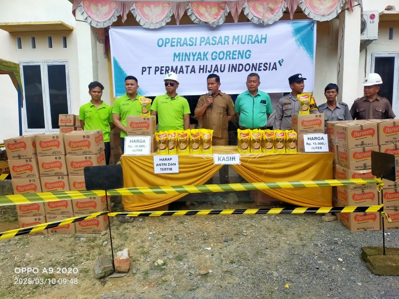 PT PHI Adakan Operasi Pasar Murah Minyak Goreng Untuk Warga Balam Sempurna Kota