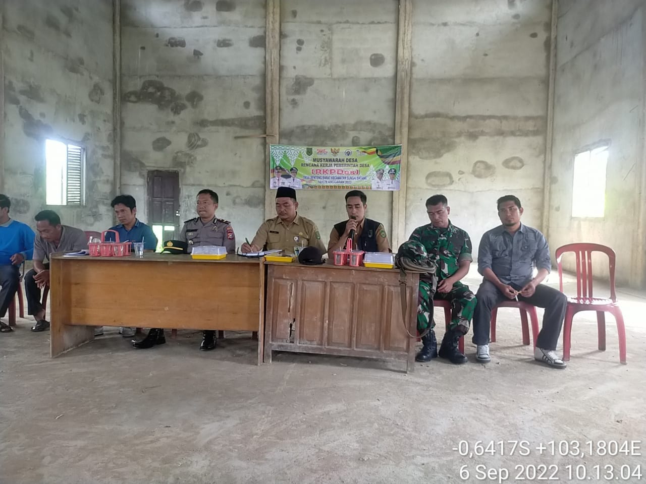 Danramil 07/Reteh Lakukan Musyawarah Desa Rencana Kerja Pemerintah Desa
