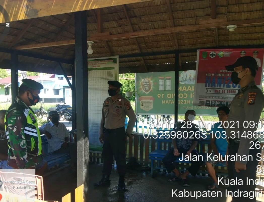 Kompak, Pelda Doni Akmal dan IPDA Edi Lakukan Penegakan Protkes