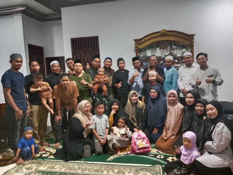 Bertukar Pengalaman Semasa Di UQi, Alumni IKAPMI Inhil Riau gelar Bukber