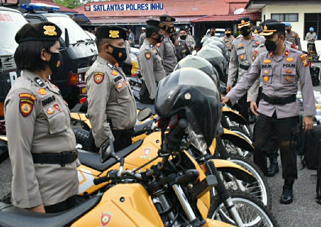 Polres Inhu Laksanakan Apel Gelar Peralatan Pengaman Pilkades Serentak Tahun 2021 Polres Inhu Laksanakan Apel Gelar Peralatan Pengaman Pilkades Serentak Tahun 2021