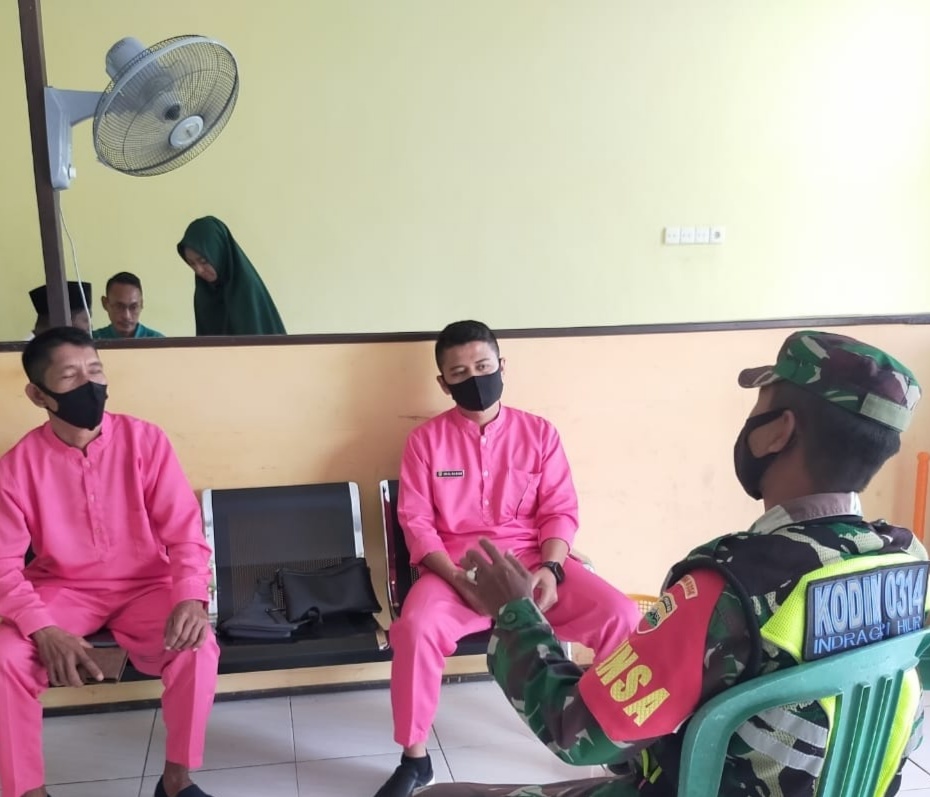 Personil Koramil 04/Kuindra Kembali Lakukan Komsos di Concong Dalam