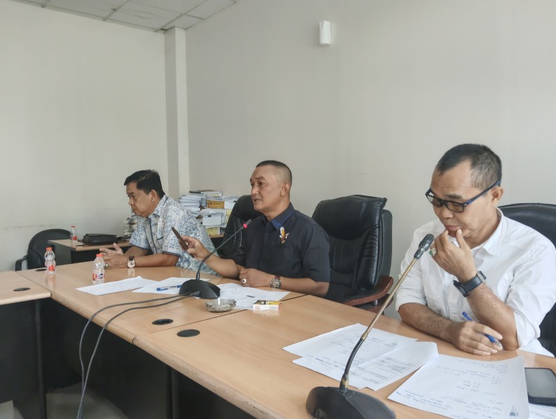 Perjuangkan Masyarakat yang Tidak Mampu, DPRD Inhil Lakukan RDP dengan Dinas Kesehatan dan Sosial serta RSUD