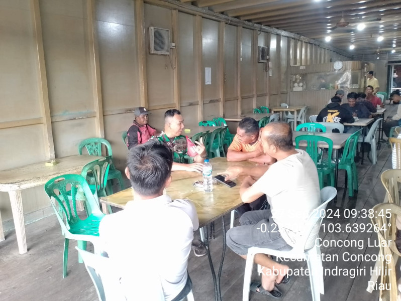 Masuki Masa Kampanye, Babinsa Pos Ramil Concong Koramil 04/Kdr Serma Suhaidi Terus Tingkatkan Silaturahmi Antar Sesama