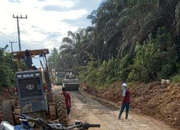 Luar Biasa, Kerusakan Jalinsel di Inhu Sudah Diperbaiki PT KAS