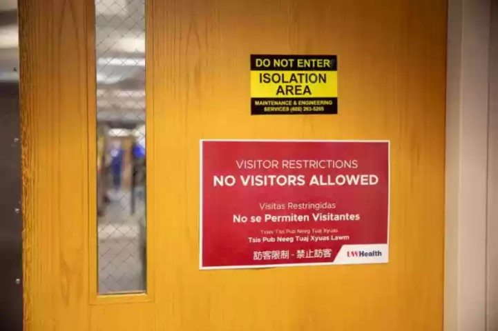 Kasus Covid-19 Melonjak, Inggris Aktifkan Lagi Rumah Sakit Darurat