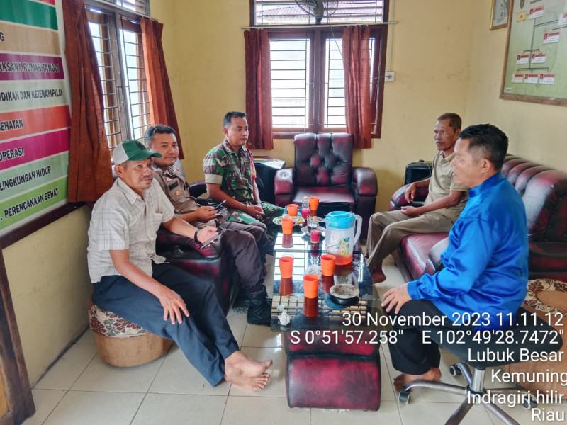 Menjelang Pemilu, Babinsa Koramil 09/Kmg Ajak Masyarakat Untuk Menjaga Keamanan dan Ketertiban Wilayah Binaan