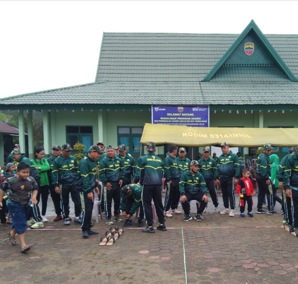 Meriahnya Perlombaan Dalam Rangka HUT RI Ke 77 Oleh Anggota Koramil 07/Reteh