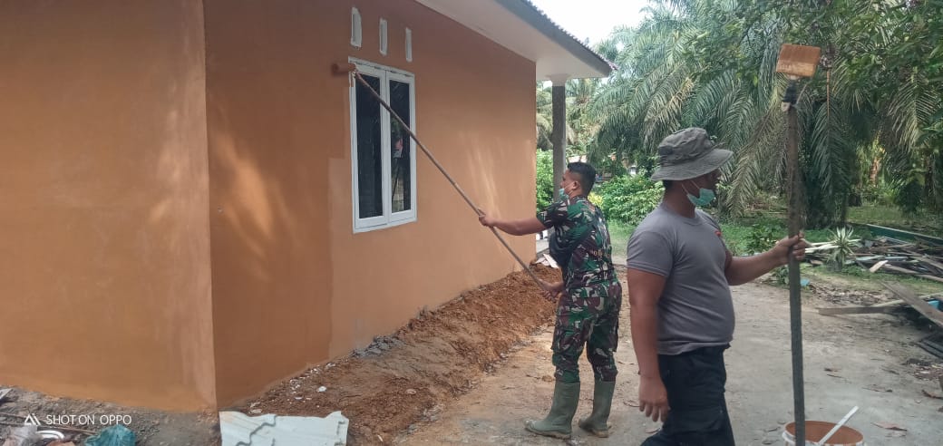 Pembangunan RTLH Bu Siti Halimah Tinggal Tahap Finishing