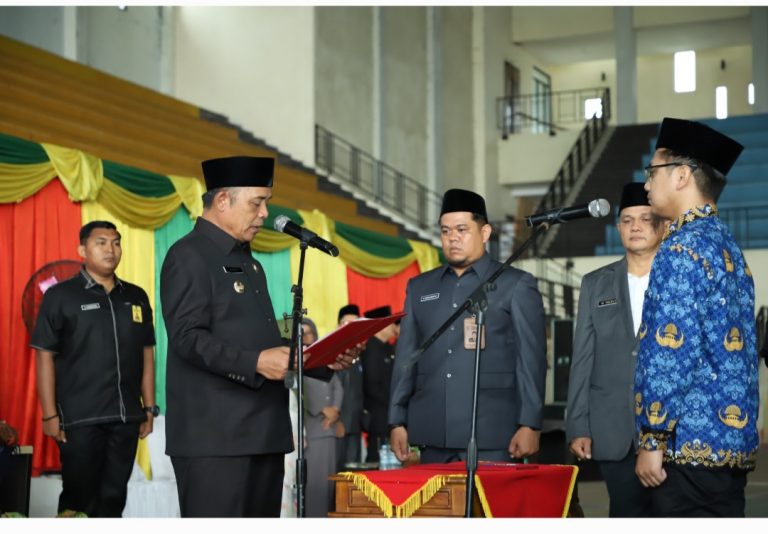 Penyerahan SK & Pelantikan Serta Pengambilan Sumpah Janji PPPK, Formasi Th. 2023 di Lingkungan Pemkab Inhil Th. 2024