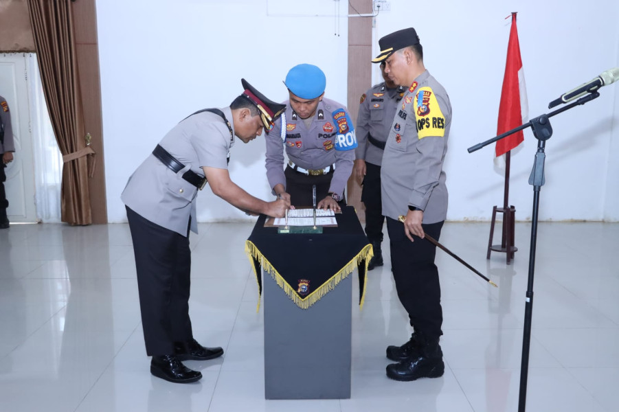 Polres Inhil Laksanakan Sertijab Kabag Log dan Kapolsek