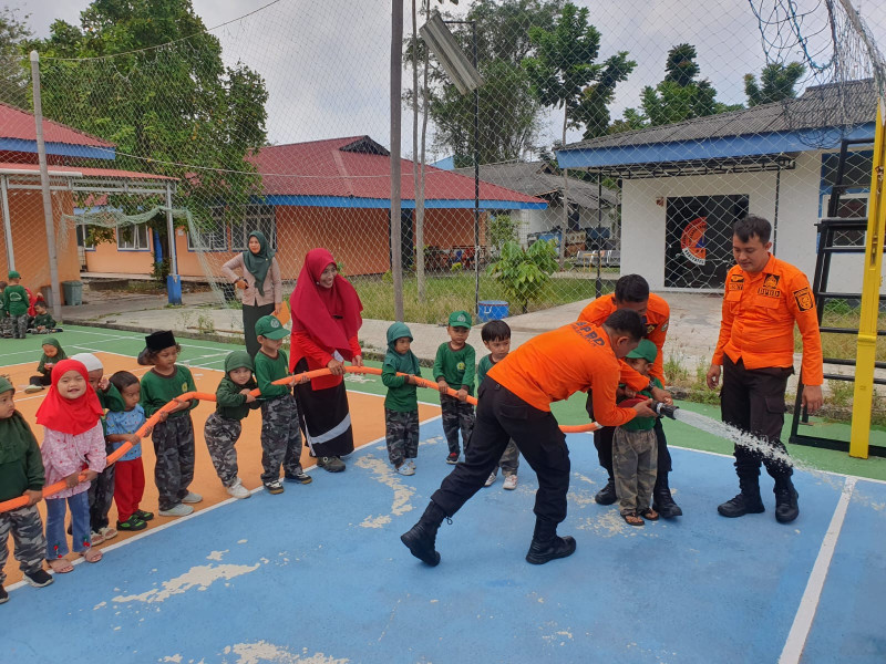 BPBD Bengkalis Beri Pendidikan Kebencanaan Kepada Anak TK Bermain Ibu Harapan
