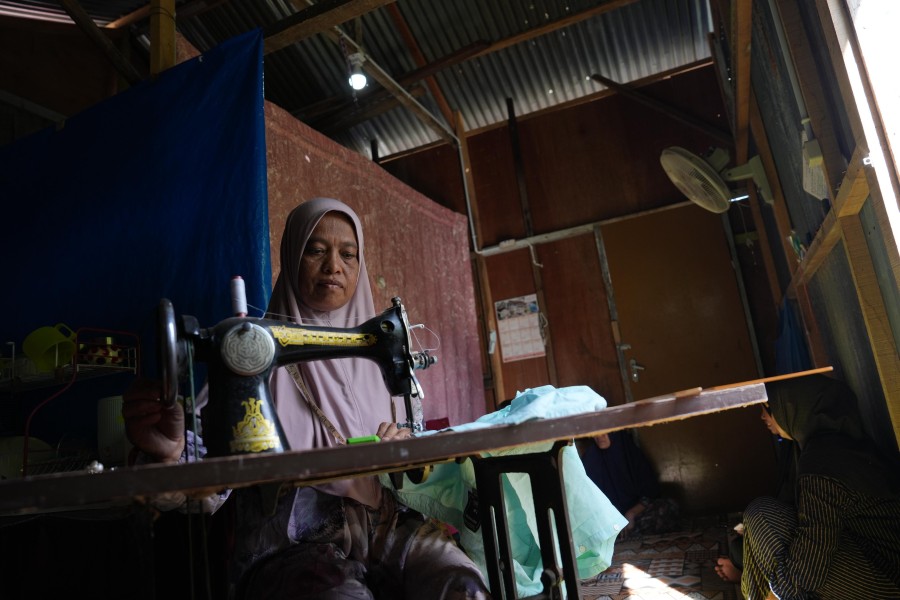 Kado HUT RI, PLN Salurkan Bantuan Pasang Listrik Gratis 2.821 Keluarga Prasejahtera di Seluruh Indonesia