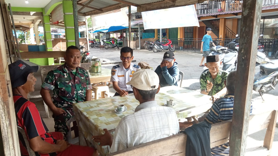 Rutin Laksanakan Komsos Babinsa Koramil 05/Gas Serma Tota.S Jadikan Sarana Jalin Kedekatan Bersama Warga Binaan