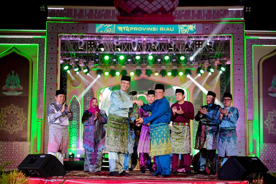 Mencatat Sejarah, Rokan Hilir Raih Juara 3 dan Kembali Boyong Juara 1 Pawai Ta'aruf Diajang MTQ ke 43 Provinsi Riau
