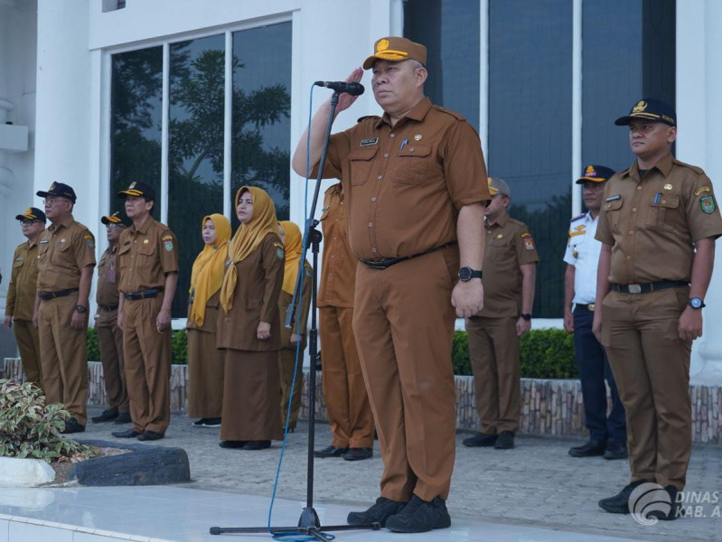 Sekda Kabupaten Asahan Pimpin Apel Gabungan Sekda Kabupaten Asahan Pimpin Apel Gabungan