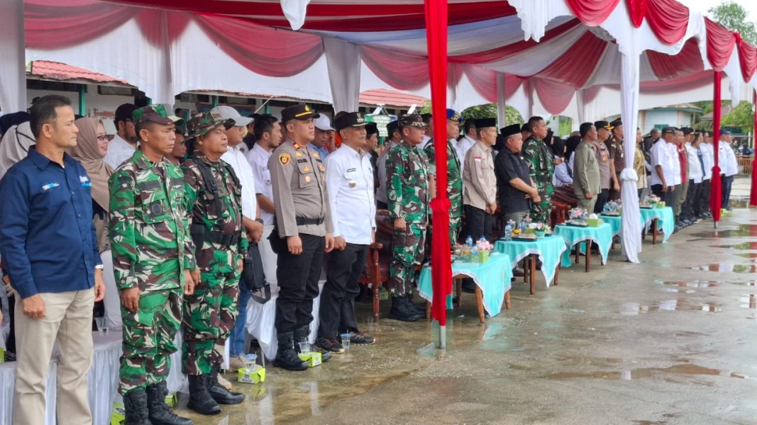 Danramil 03/Tpl Ikuti Upacara Pembukaan TMMD ke-123 Kodim 0314/Inhil di Mumpa