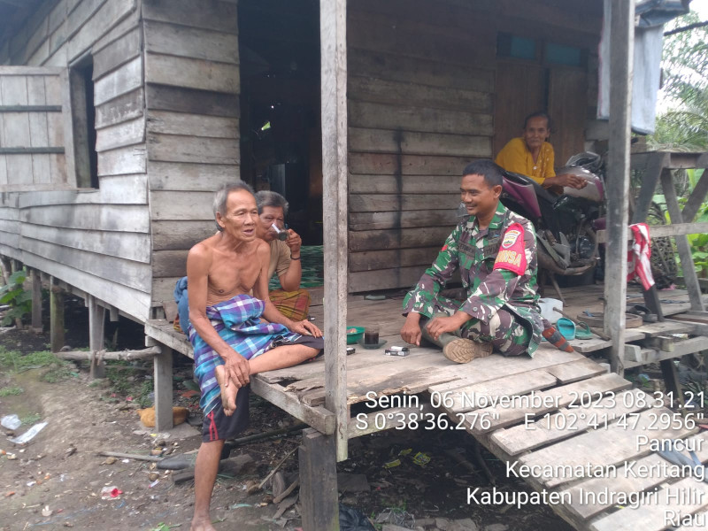 Jalin Silaturahmi dan Komunikasi Yang Baik Melalui Komsos Babinsa Koramil 09/Kmg