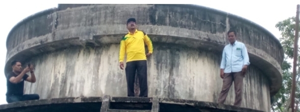 Lakukan Penataan Lingkungan, Kadis Lingkungan Hidup Rohil Meninjau Langsung Lokasi Water Leading