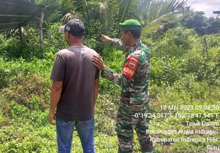 Tugas Rutin, Pratu Feri Ratnayasa Melihat Perkembangan dari Situasi Karhutla